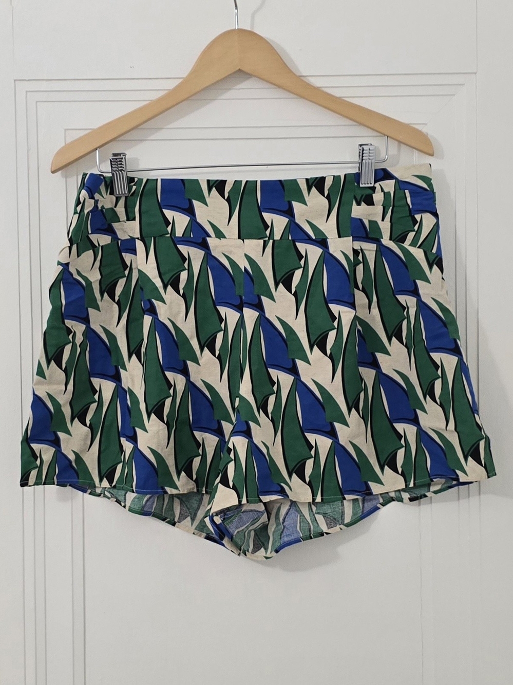 Zara Blue & Green Patterned Linen Cotton Blend High Waist Shorts, Size XL, nwt